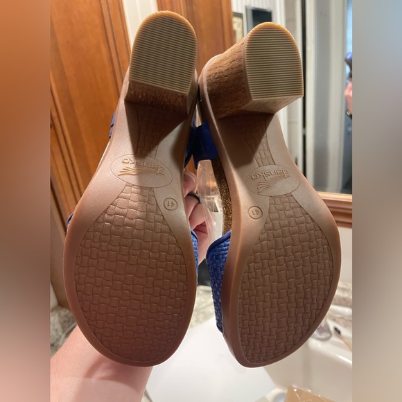 Size 41 Dansko Heels - Picture 3 of 4